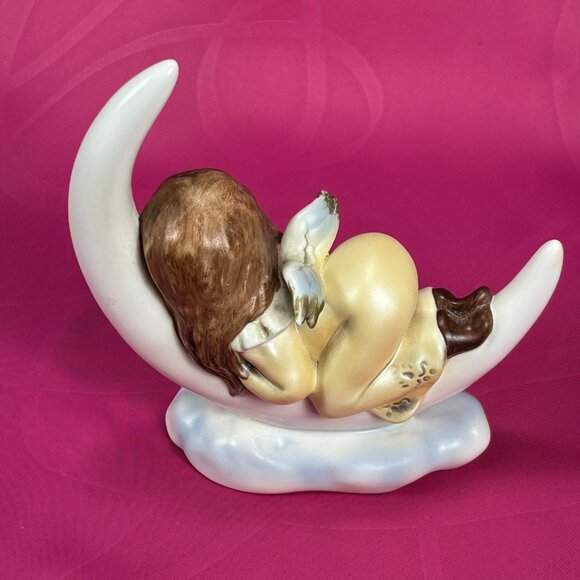 Goebel figurine. Little girl sleeping on moon - Picture 2 of 6
